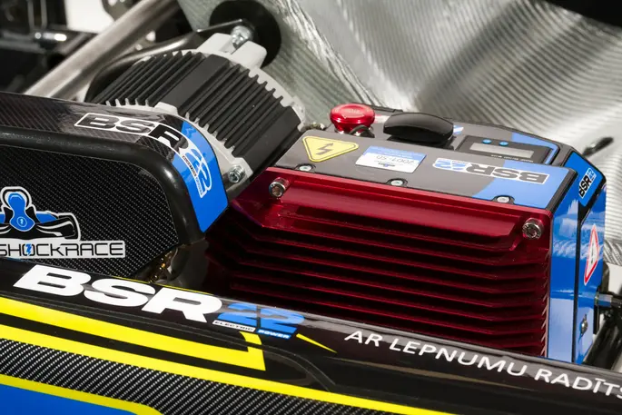 Batteries & Chargeurs Blue Shock Race